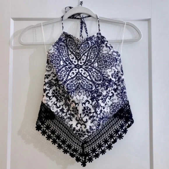 GUESS Backless Halter Top - Picture 4 of 5